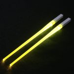 Baguette Chinoise Star Wars Avec Lampe LED Et Pile LR41