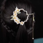 Pince à Cheveux Chinoise Avec Des Fleurs